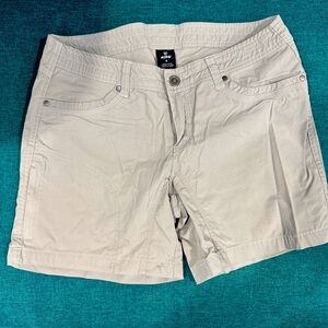 Kuhl Born In The Mountains Women's light grey nylon shorts, size 8